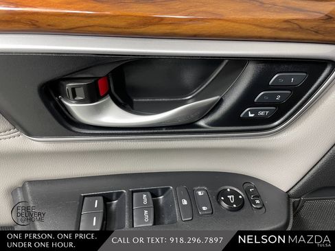 Used 2018 Honda CR-V Touring image 20