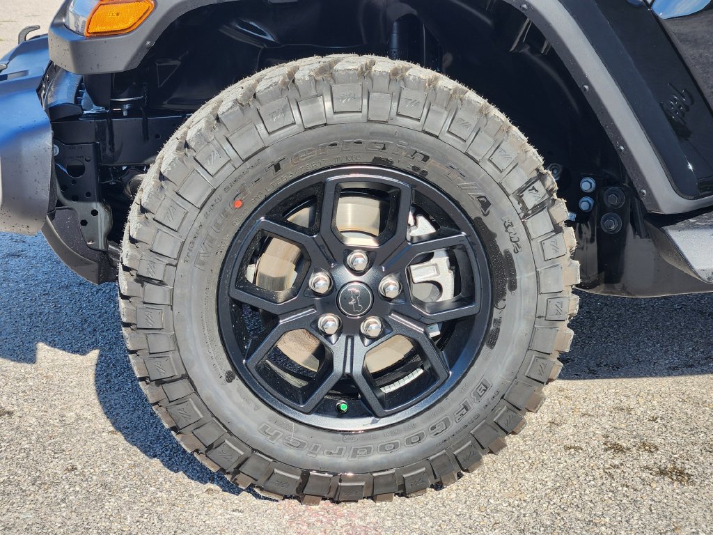 New 2026 Jeep Gladiator Mojave AWD/4WD image 9