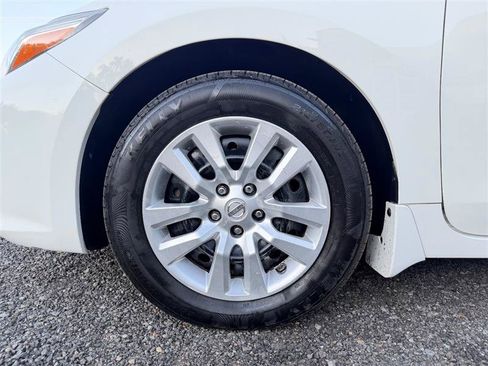 Used 2017 Nissan Altima 2.5 S w/ Power Driver Seat Package FWD image 8