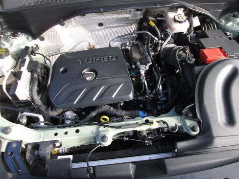 Used 2025 Chevrolet TrailBlazer LT image 17