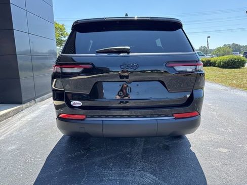 New 2026 Jeep Grand Cherokee L 4WD image 30