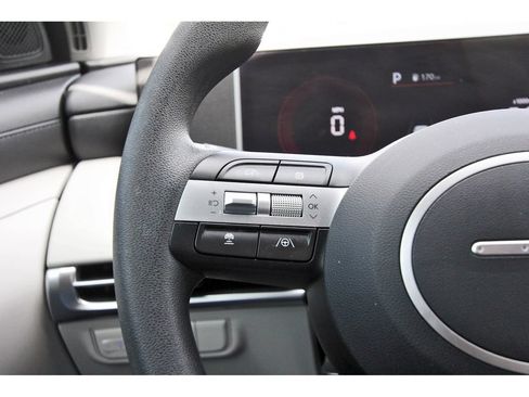 Certified 2025 Hyundai Tucson SEL FWD image 19