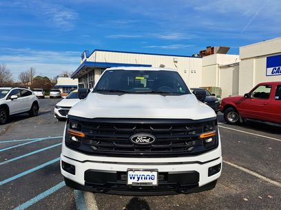 New 2025 Ford F150 XLT w/ Equipment Group 302A MID