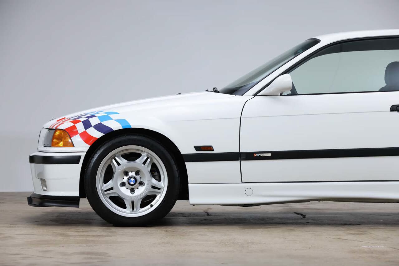 Used 1995 BMW M3 Coupe RWD image 24