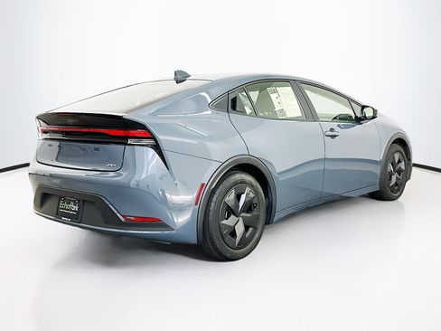 Used 2024 Toyota Prius LE image 9