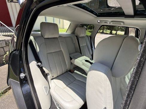 Used 2016 Land Rover Range Rover Supercharged AWD/4WD image 6
