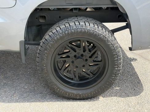 Used 2022 Chevrolet Silverado 1500 Custom RWD image 9