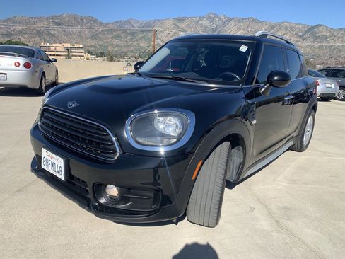 Used 2019 MINI Cooper Countryman Cooper 4dr Crossover w/ Storage Package image 2