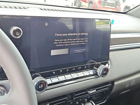 New 2026 GMC Canyon Elevation w/ Convenience Package image 16