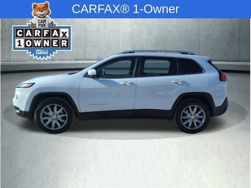 Used 2018 Jeep Cherokee Limited image 2