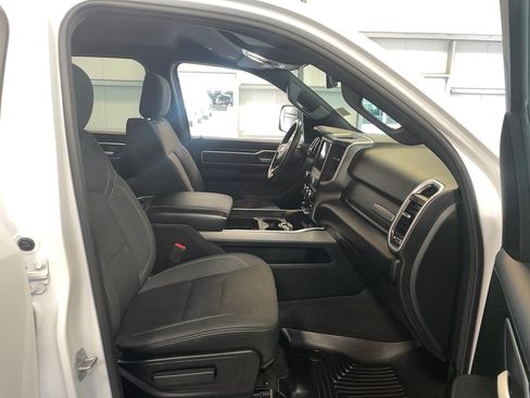 Used 2020 RAM 1500 Big Horn AWD/4WD image 13