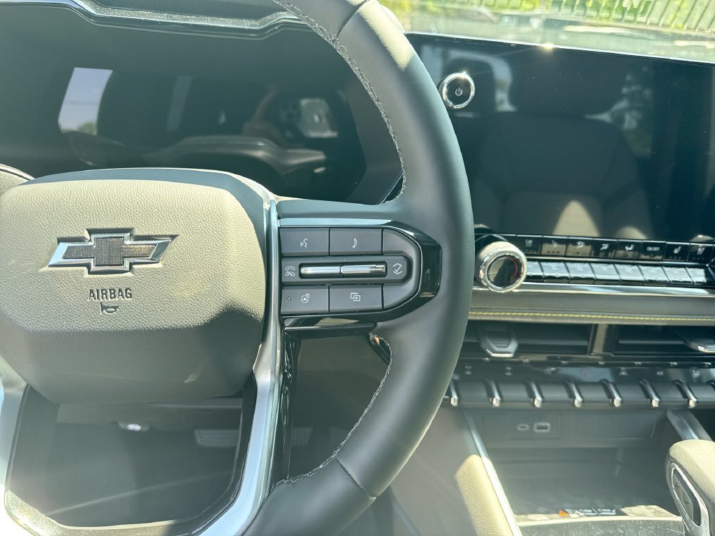 New 2026 Chevrolet Colorado ZR2 w/ ZR2 Bison Edition AWD/4WD image 18