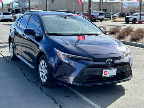 Used 2024 Toyota Corolla LE image 7