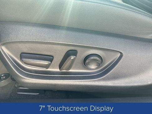 Used 2024 Toyota Camry SE image 10