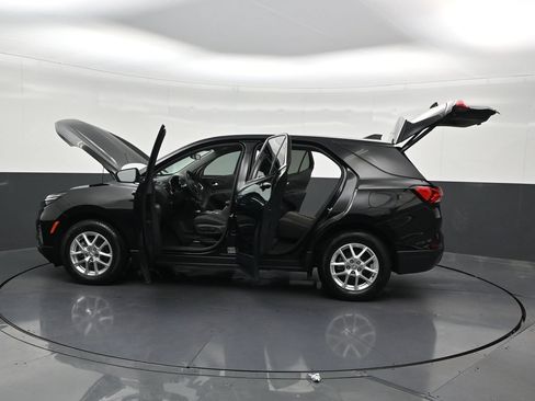 Used 2023 Chevrolet Equinox LT FWD image 36