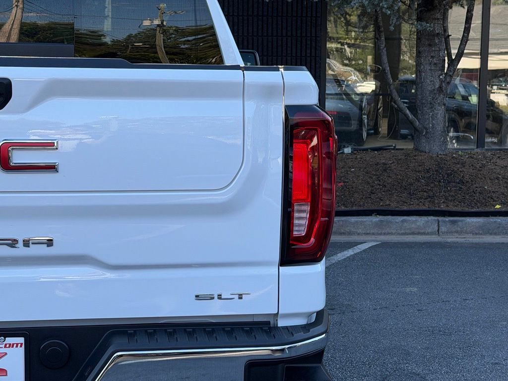 Used 2024 GMC Sierra 1500 SLT w/ SLT Premium Plus Package AWD/4WD image 16