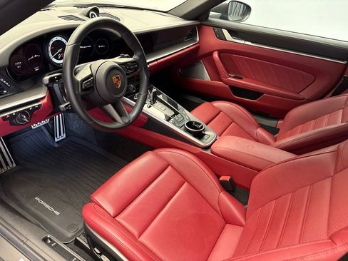 Certified 2022 Porsche 911 Targa 4S AWD/4WD image 5