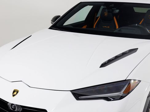 Used 2024 Lamborghini Urus S image 73