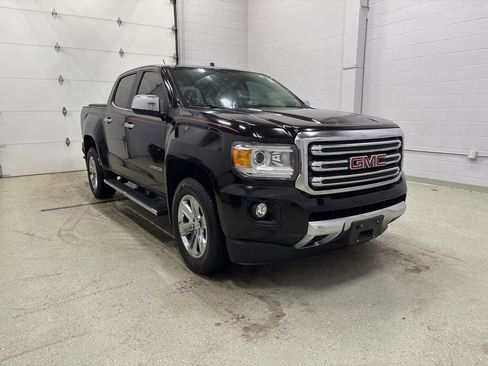 Used 2018 GMC Canyon SLT w/ Driver Alert Package image 2