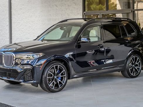 Used 2020 BMW X7 xDrive40i w/ M Sport Package AWD/4WD image 6