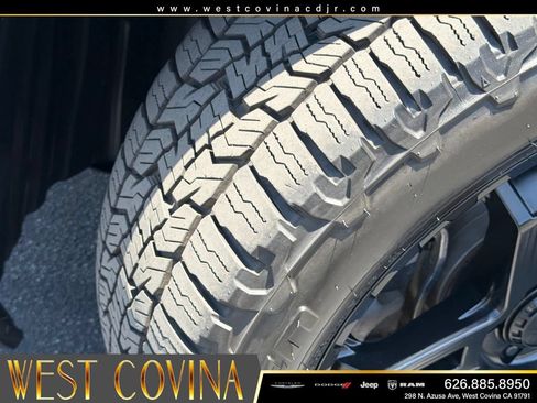 Used 2023 Honda Pilot Touring image 19