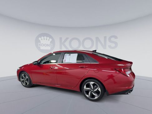 Used 2023 Hyundai Elantra Limited w/ Cargo Package image 8