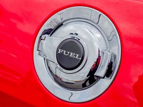 Used 2022 Dodge Challenger GT RWD image 14