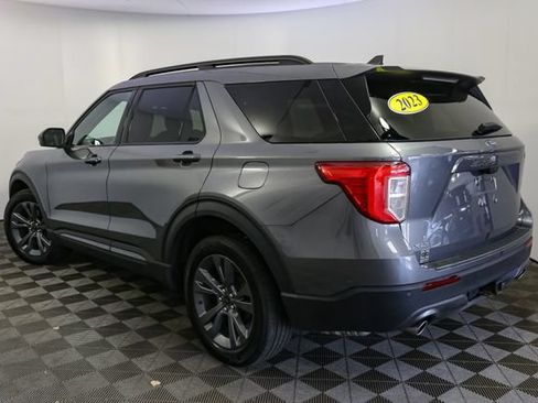 Used 2023 Ford Explorer XLT w/ Equipment Group 202A AWD/4WD image 7
