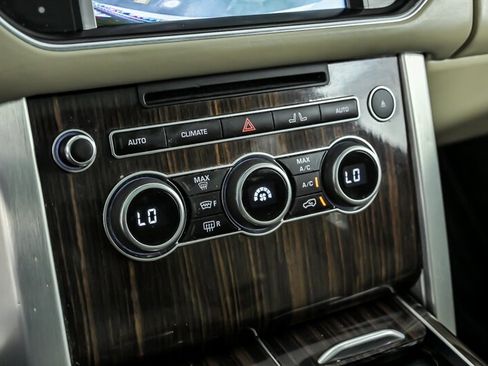 Used 2015 Land Rover Range Rover Supercharged AWD/4WD image 29