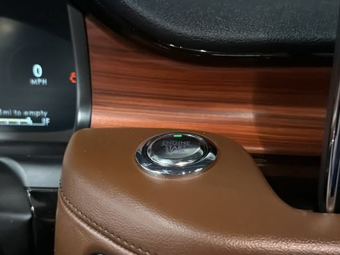 Used 2023 Lincoln Aviator Reserve w/ Equipment Group 201A AWD/4WD image 20