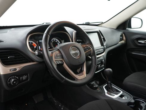 Used 2017 Jeep Cherokee 75th Anniversary AWD/4WD image 17