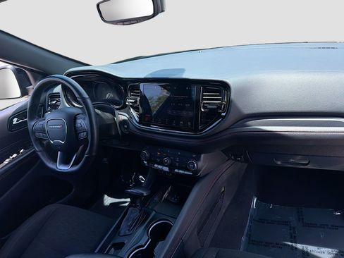 Used 2025 Dodge Durango GT AWD/4WD image 32