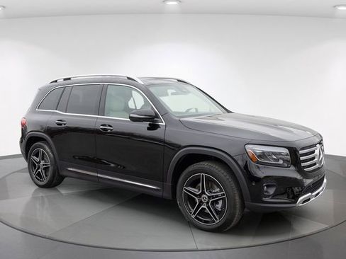New 2026 Mercedes-Benz GLB 250 4MATIC image 12