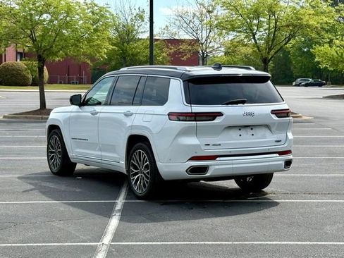 Used 2022 Jeep Grand Cherokee L Summit AWD/4WD image 5