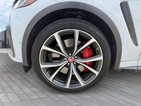 Used 2021 Jaguar F-PACE SVR AWD/4WD image 9