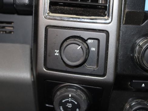 Used 2016 Ford F150 XLT w/ Equipment Group 302A Luxury image 29