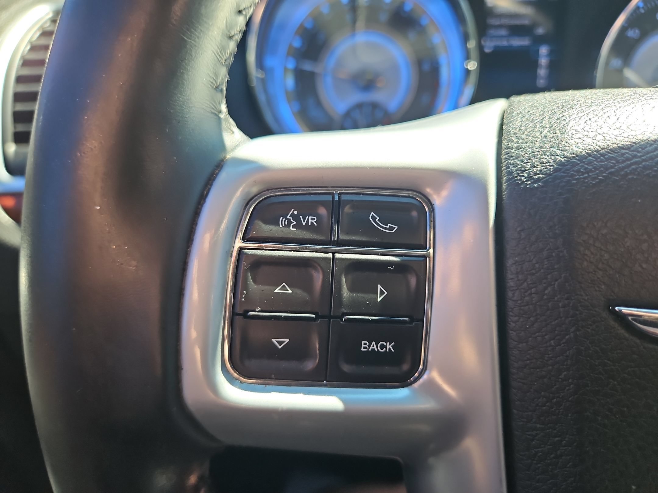Used 2014 Chrysler 300 RWD image 27