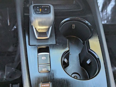 Certified 2023 Nissan Rogue SV image 22