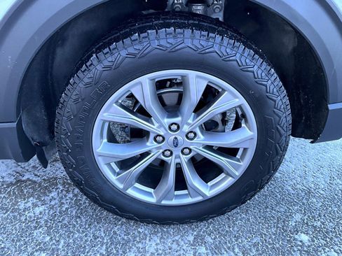 Used 2021 Ford Explorer XLT w/ Equipment Group 202A image 24