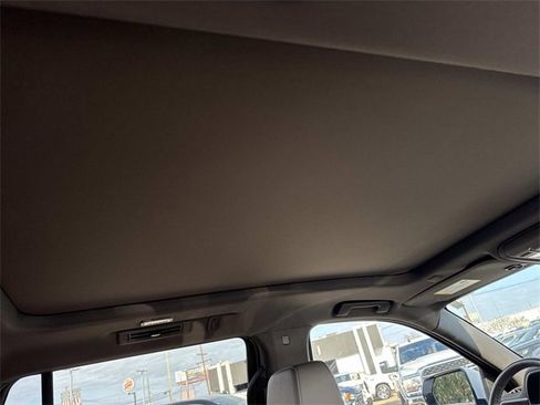 Used 2023 Chevrolet Tahoe LT w/ Luxury Package image 13