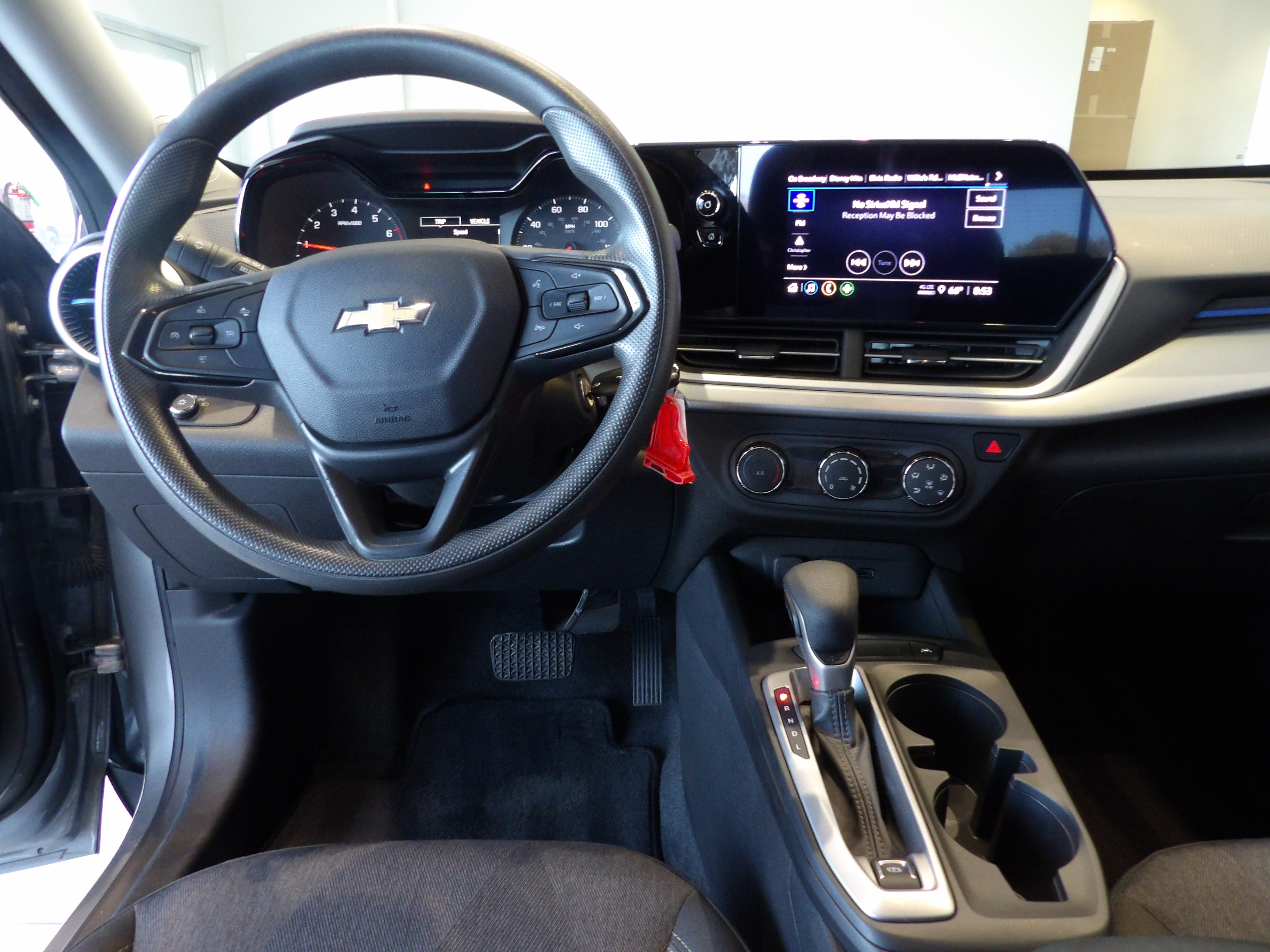 Used 2024 Chevrolet Trax LS FWD image 13