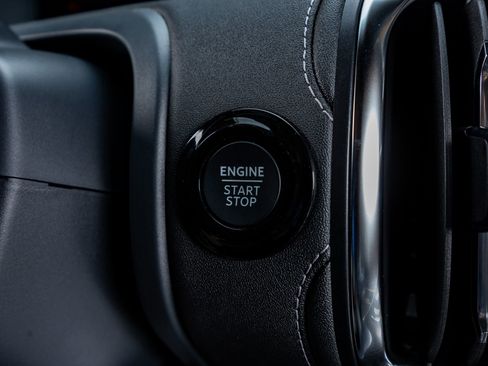 Used 2025 Ford Expedition Platinum w/ Stealth Performance Package image 20