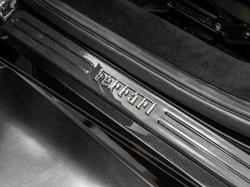 Used 2018 Ferrari 488 GTB image 53