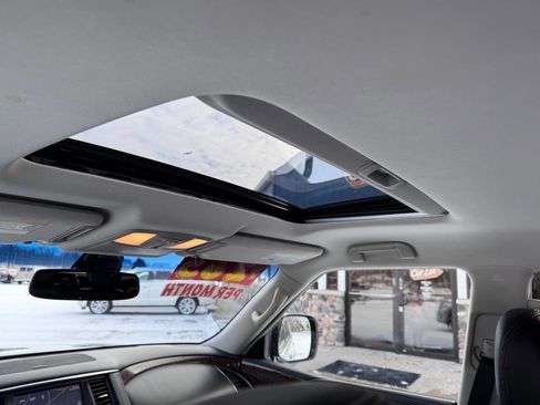 Used 2017 Nissan Armada SL w/ Moonroof Package image 20