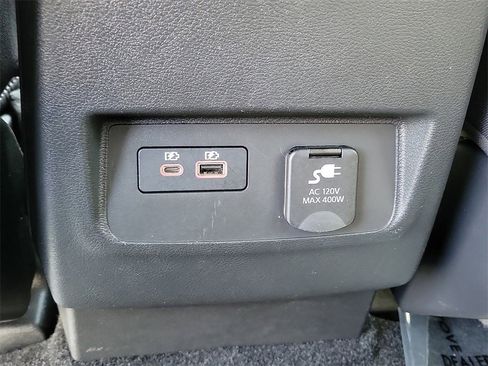 Certified 2023 Nissan Frontier SV w/ SV Convenience Package image 18