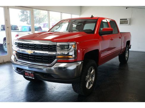 Used 2017 Chevrolet Silverado 1500 LT image 3