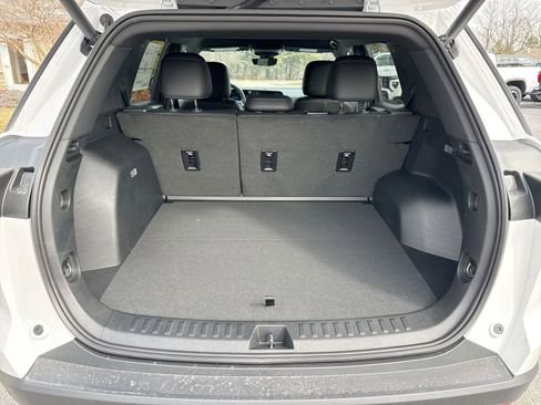 New 2026 Chevrolet Equinox LT w/ Convenience Package II image 20