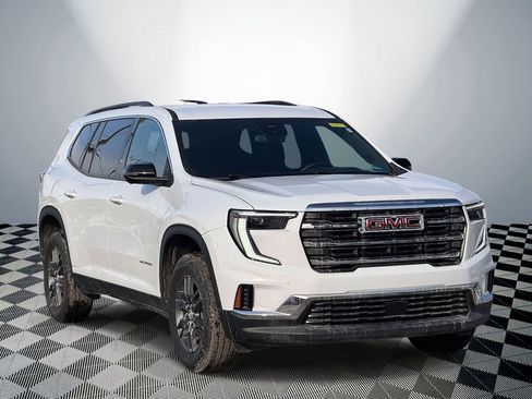 Used 2025 GMC Acadia Elevation image 4