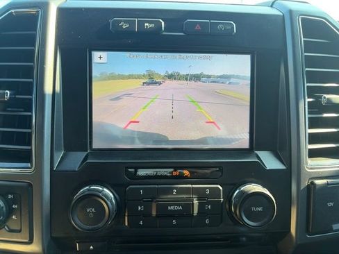 Used 2017 Ford F150 XLT w/ Equipment Group 302A Luxury AWD/4WD image 24