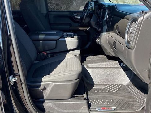 Used 2021 Chevrolet Silverado 1500 RST image 7